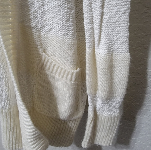 Lauren Conrad sweater - Picture 3 of 3